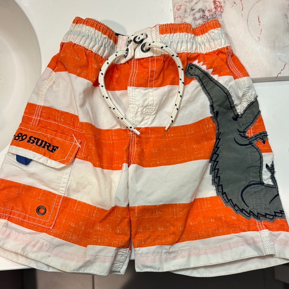 GAP Orange and White Two-Tone Shorts